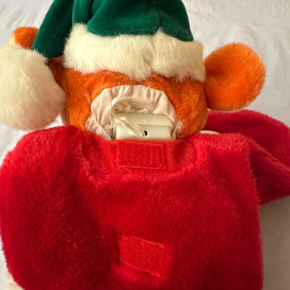 16" Vintage Winnie The Pooh, Singing Tigger Head Christmas Stocking / Works - Picture 11 of 13